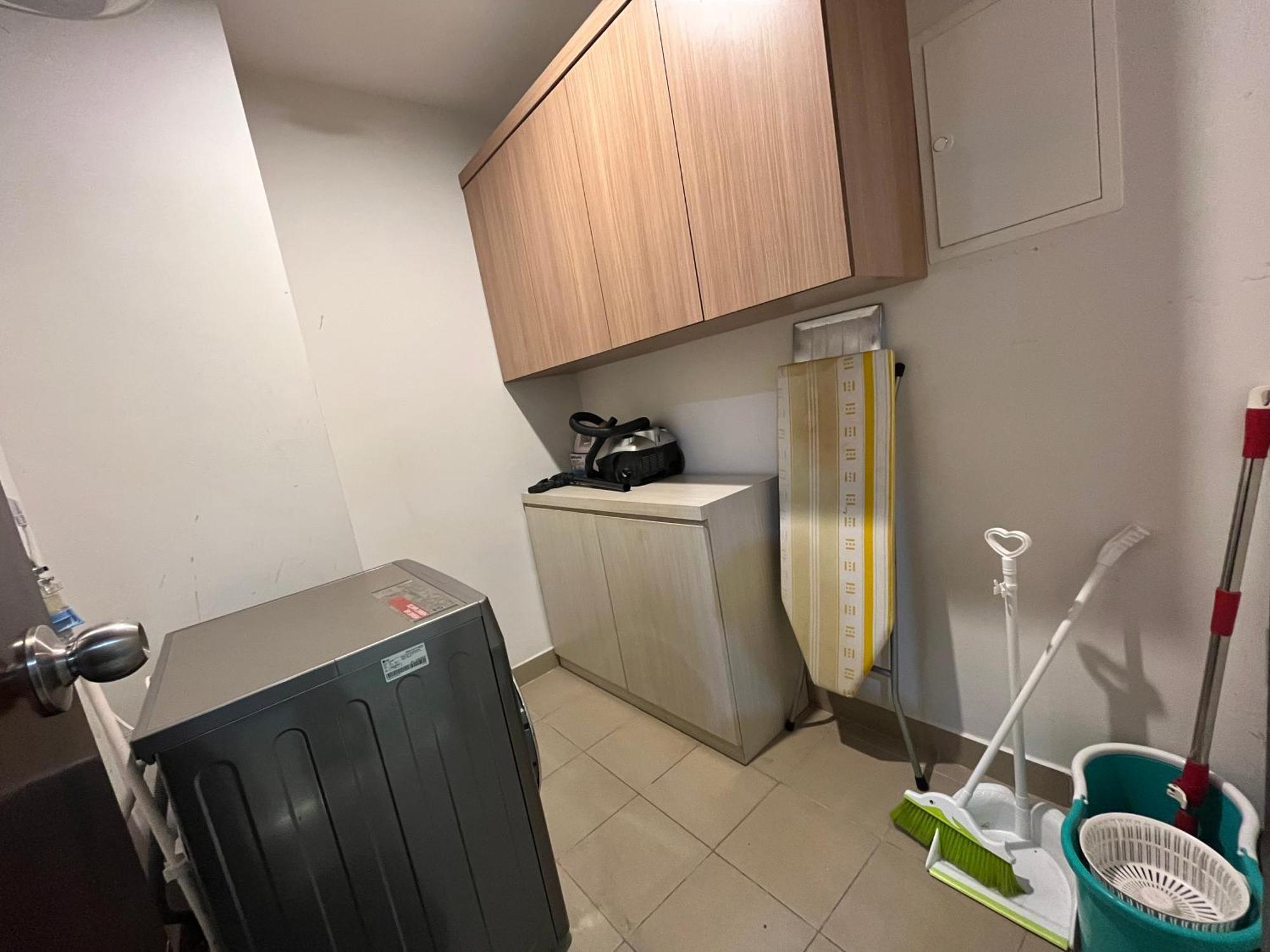 2&1br Unit At Casa Grande - Kokas Mall